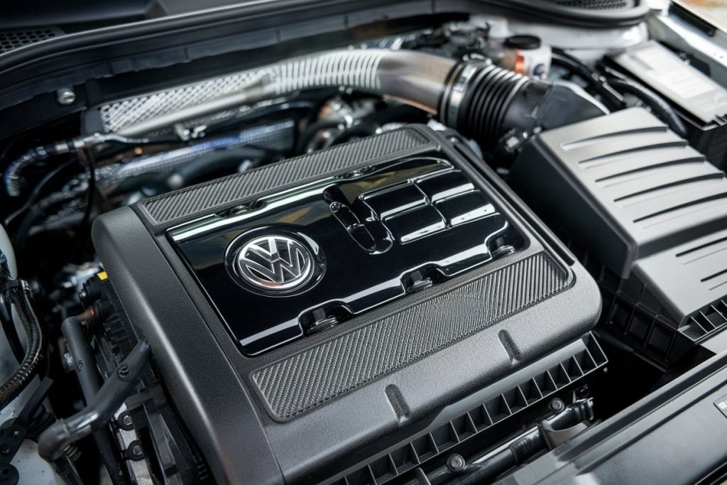 Close up of a Volkswagen Golf 2.0 TSI engine